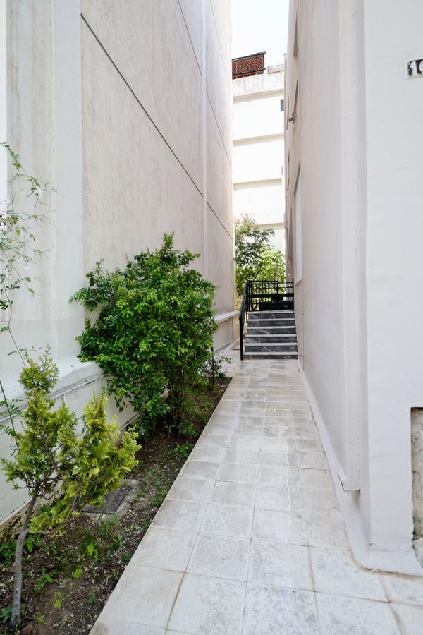 Kosta'S Cottage House Athene Buitenkant foto