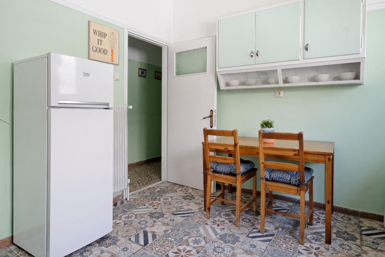 Kosta'S Cottage House Athene Buitenkant foto